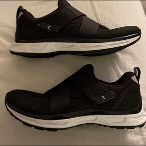 TIEM Slipstream Spin Shoes - Black Size 9
